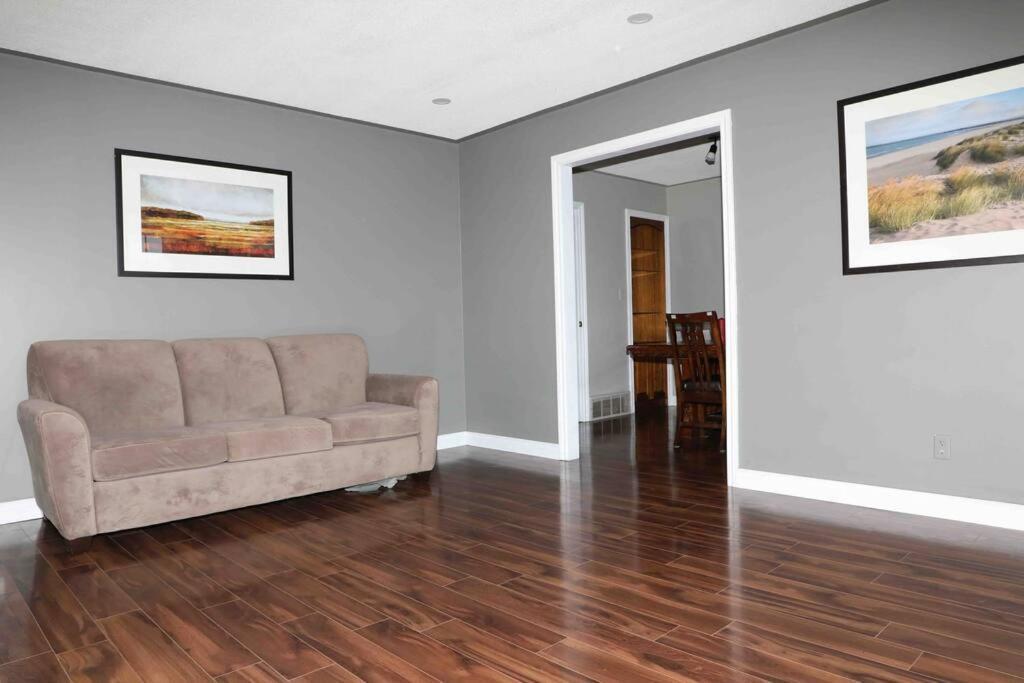 Bowmanville Event Place Dış mekan fotoğraf