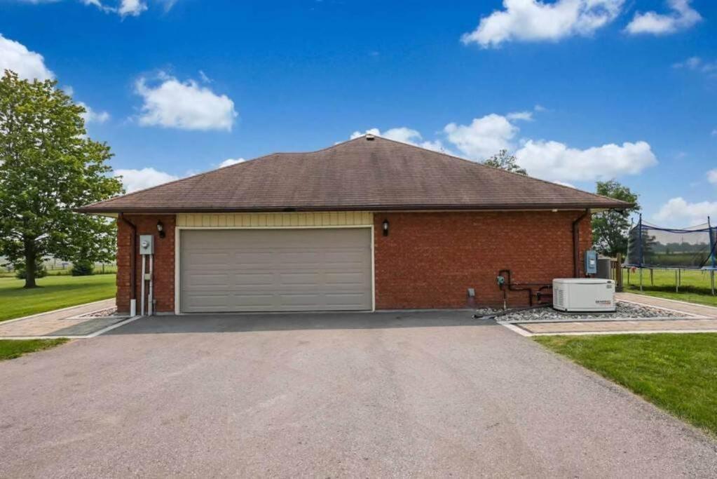 Bowmanville Event Place Dış mekan fotoğraf