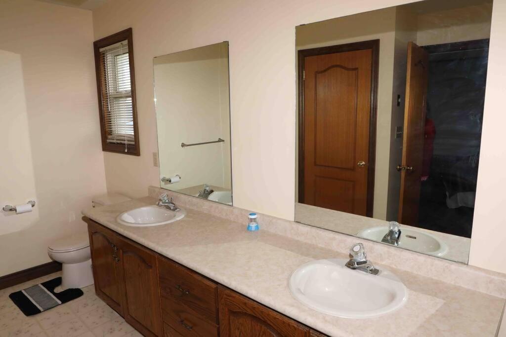 Bowmanville Event Place Dış mekan fotoğraf